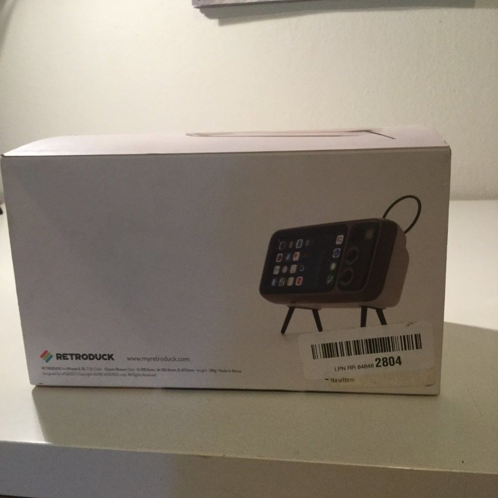Retroduck Retro Style iphone Dock - Picture 5 of 6